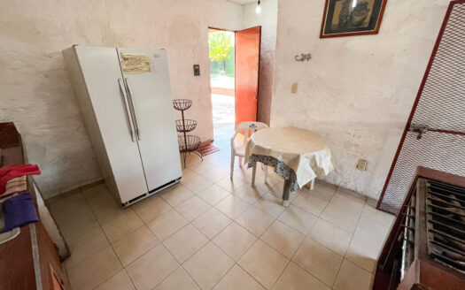 CASA CON AMPLIO JARDÍN, ALBERCA Y TERRAZA EN CIVAc