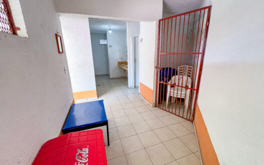 CASA CON AMPLIO JARDÍN, ALBERCA Y TERRAZA EN CIVAc