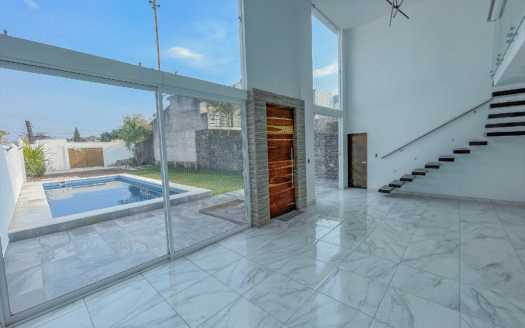 Casa en Las Fincas, Jiutepec, Morelos