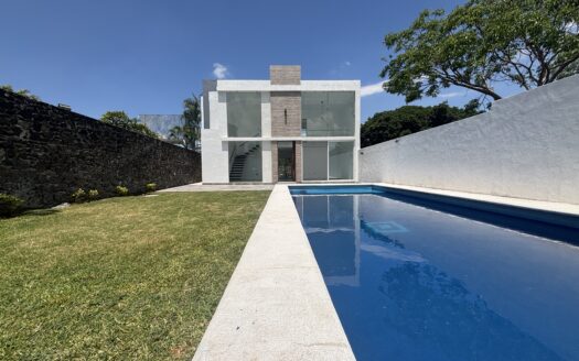 Casa en Las Fincas, Jiutepec, Morelos