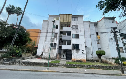 Depatamento remodelado en Lomas de Cortes, junto a Home Depot