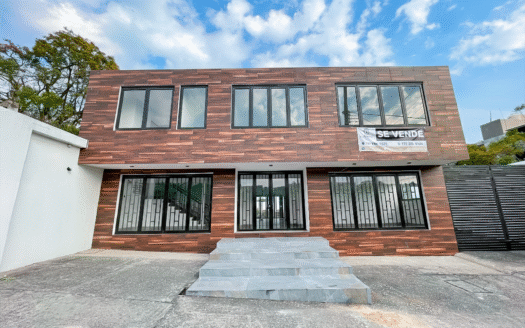 EDIFICIO COMERCIAL SOBRE AV SAN JUAN EN COLONIA CHAPULTEPEC.