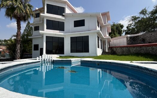 Casa en Burgos, Temixco, Morelos