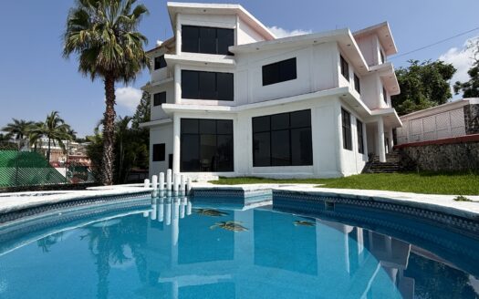 Casa en Burgos, Temixco, Morelos