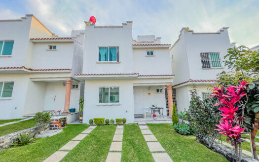 CASA EN CONDOMINIO EN LA 3 DE MAYO, EMILIANO ZAPATA, MORELOS