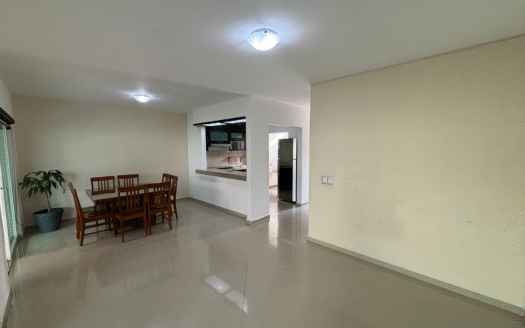 CASA EN ESQUINA CON ALBERCA EN KLUSTER LAS FUENTES CERCA DEL CENTRO DE JIUTEPEC