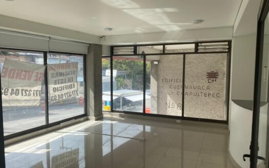 LOCAL COMERCIAL DE 45.27M2 A UNOS METROS DE GLORIETA LA LUNA