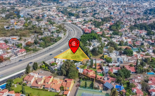 TERRENO EN LOMAS DE CORTES CUERNAVACA MORELOS EN $2,855 POR m²