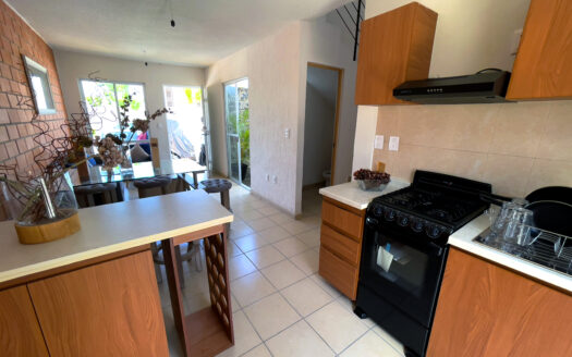 CASAS CON ALBERCA NUEVAS FRENTE H DEL NIÑO EN ZAPATA MOR