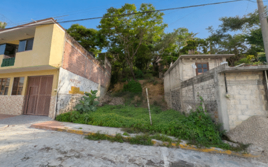 TERRENO A SOLO 3 CUADRAS DE LA CARRETERA CUERNAVACA–CUAUTLA