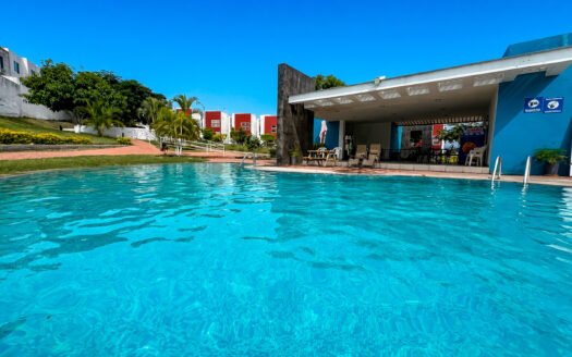 CASA RECIÉN REMODELADA CON ALBERCA EN XOCHITEPEC