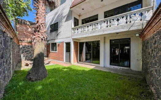 CASA ESCRITURADA EN AHUATEPEC, CUERNAVACA | $2,490,000